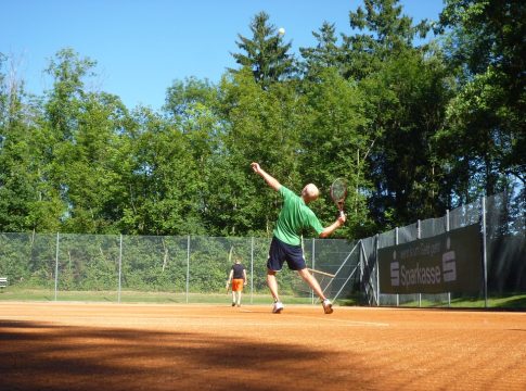 Petchey Calls Out Media Bias On Djokovic's Injury Recovery